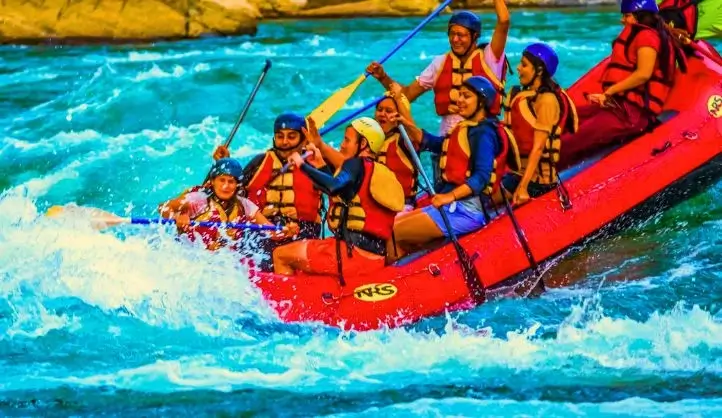 Brahmapuri rafting 9 km Rishikesh