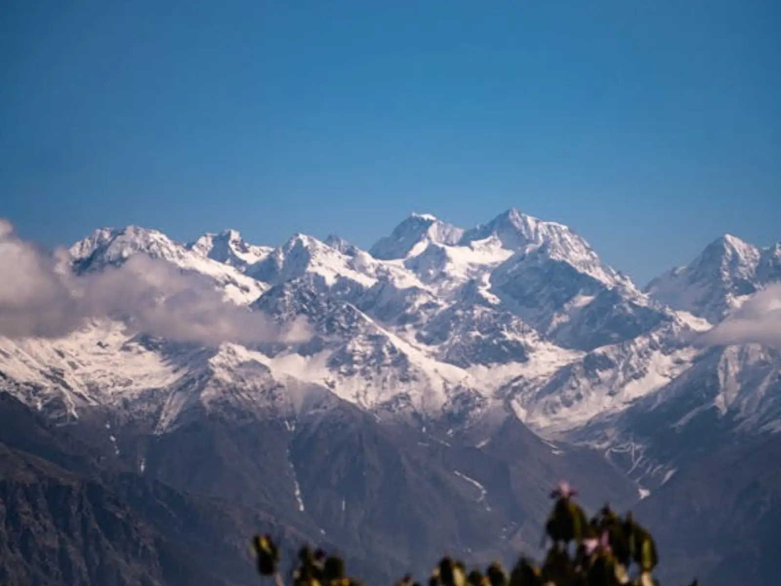 Panchachuli peaks view from Munsiyari Uttarakhand