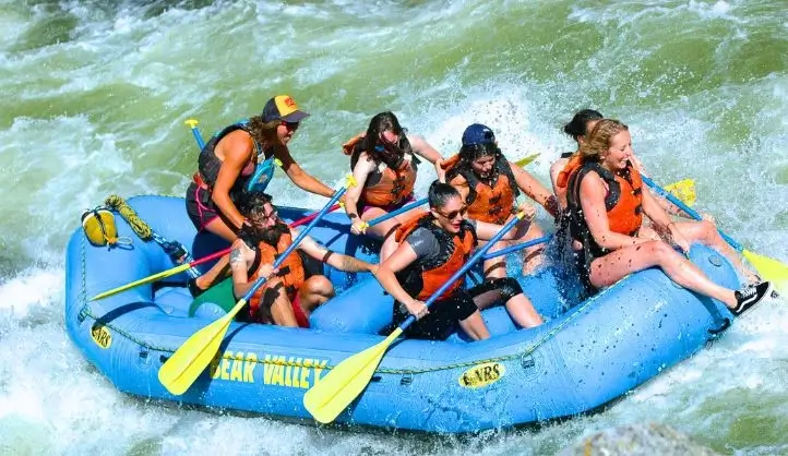 Shivpuri rafting 16 km Rishikesh — most popular