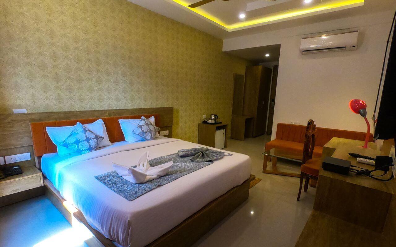 wanderstay arogyadham ex-room