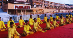 yoga ashrams and schools in Rishikesh