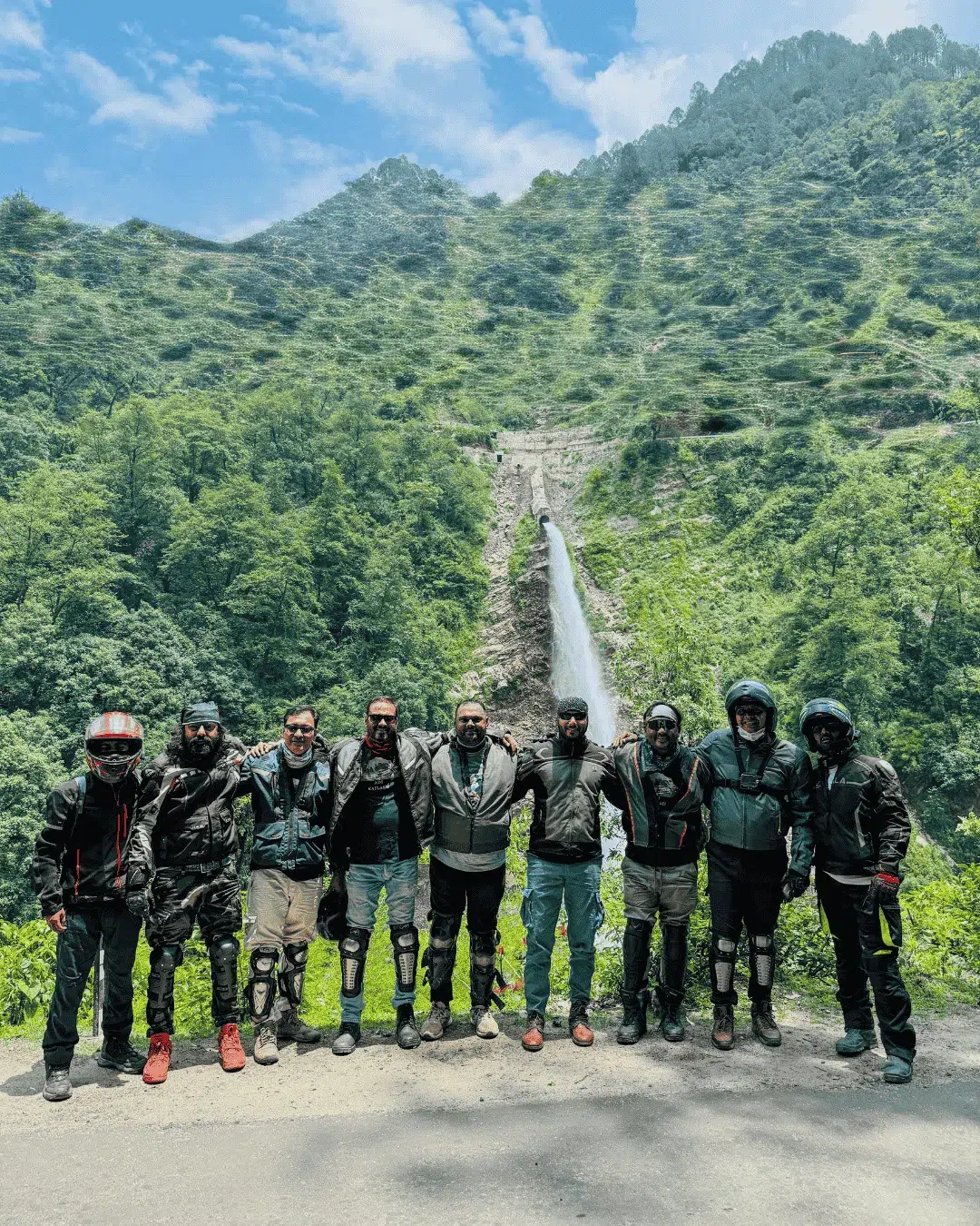 adi kailash om parvat bike tour