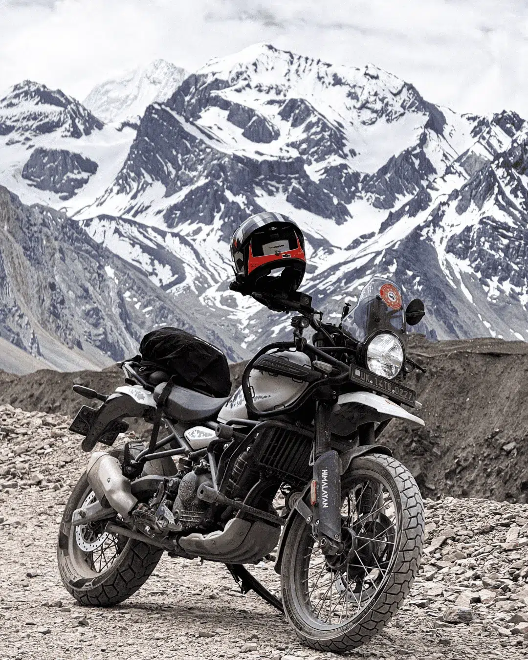 adi kailash om parvat bike tour